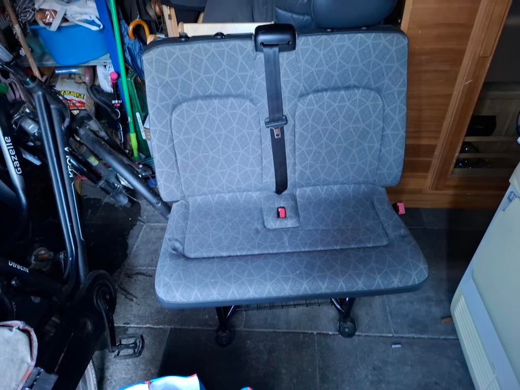 Achterbank met gordel - Universeel, Ophalen of Verzenden, Gebruikt, Universele onderdelen