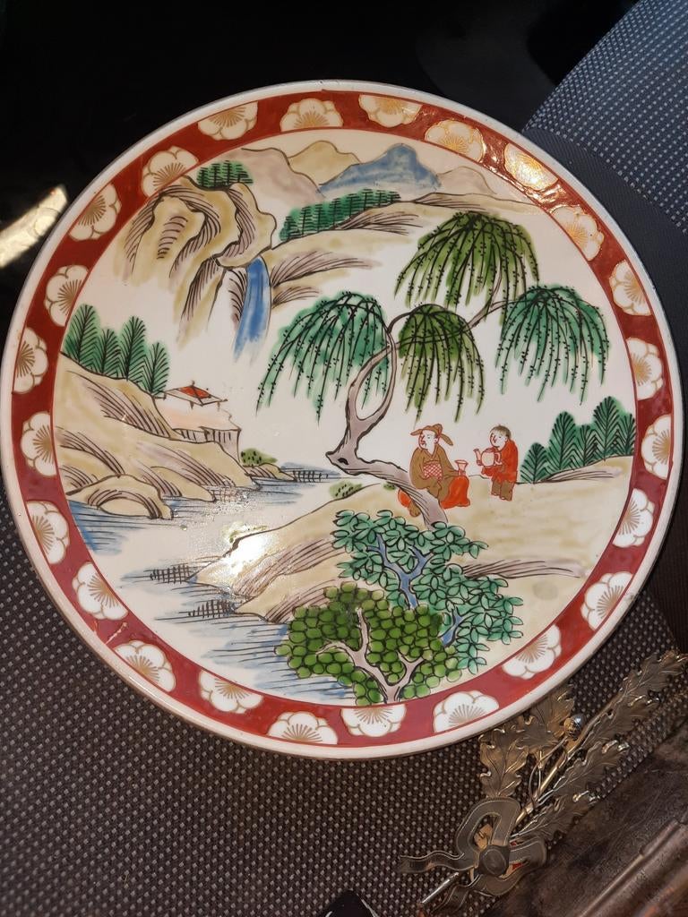 Antiek Japans Imari Porseleinen Bord met Scène, Antiek en Kunst, Ophalen of Verzenden