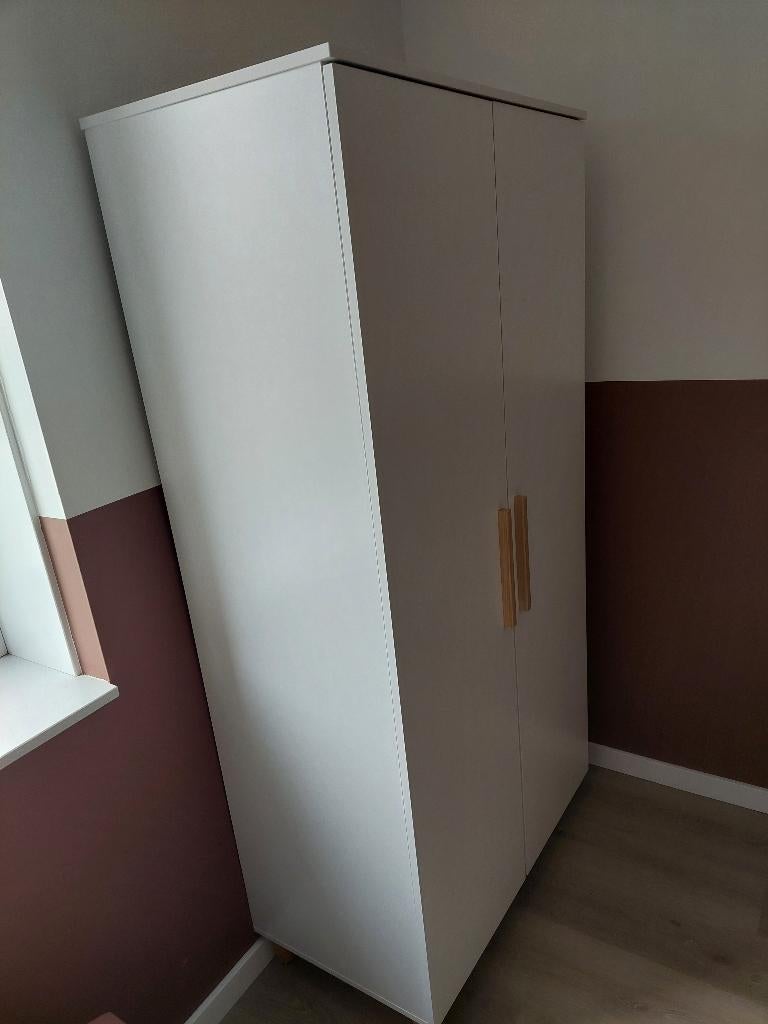 Kinder kledingkast cabino wehkamp, Kinderen en Baby's, Kinderkamer | Commodes en Kasten, Zo goed als nieuw, Kast, 105 cm of meer