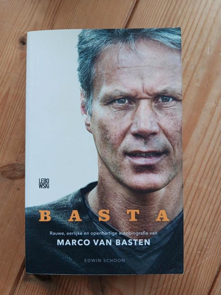 Boek Basta - Autobiografie Marco van Basten, Boeken, Biografieën, Zo goed als nieuw, Sport, Ophalen of Verzenden