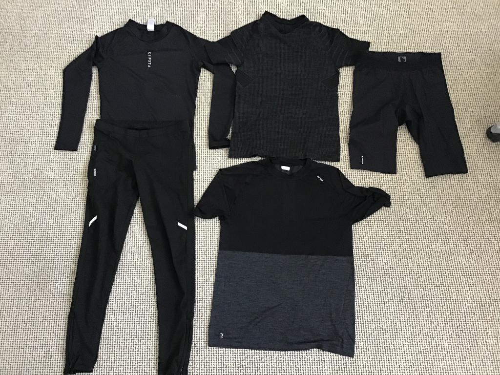 Atletiek setje, Sport en Fitness, Loopsport en Atletiek, Ophalen, Zo goed als nieuw, Kleding, Overige merken