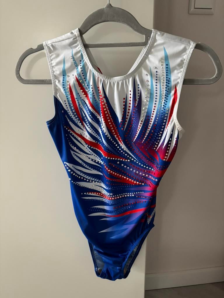 Bijna nieuw turnpakje van Milano mt 36, Sport en Fitness, Turnen, Maat 36 t/m 42, Ophalen of Verzenden, Zo goed als nieuw, Turnpak(je)