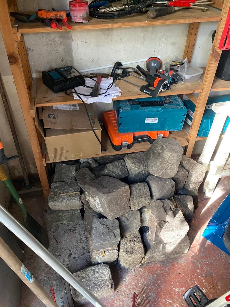 Stenen voor in tuin gratis ophalen, Tuin en Terras, Ophalen of Verzenden, Zo goed als nieuw, Beton, Klinkers