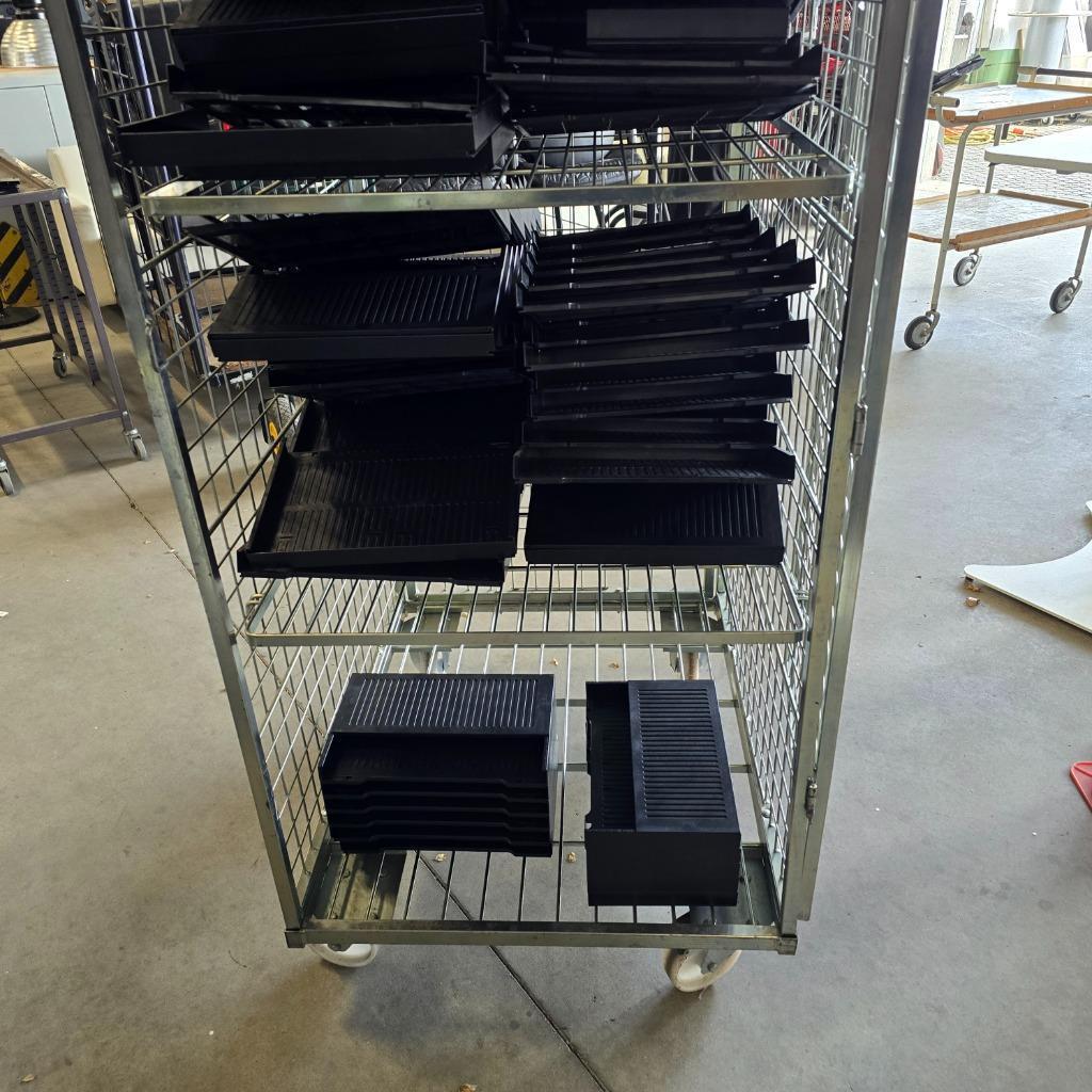 Partij 125 STUKS ladeboxen ladekasten inschuifbaar papierbak, Ophalen, Nieuw