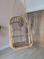 Rotan Hangstoel - Sfeervolle Sissy Boy Stijl, Ophalen, Gebruikt, Bruin, Eén