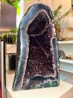 Amethist agaat geode museumstuk, Verzamelen, Mineralen en Fossielen, Ophalen of Verzenden