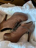 Pumps met veters , leer, Nieuw 38/39, Ophalen of Verzenden, Zo goed als nieuw, Bruin
