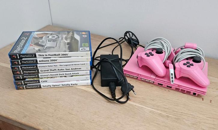 Roze playstation | PS2 met games! + memory card, Spelcomputers en Games, Spelcomputers | Sony PlayStation 1, Gebruikt, Met 2 controllers