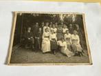 O282) groep mensen 18x12 centimeter, Verzamelen, Foto's en Prenten, Ophalen of Verzenden, Voor 1940, Zo goed als nieuw