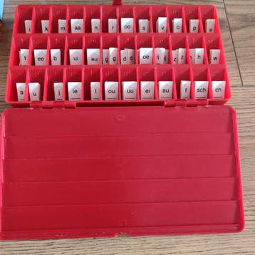 letterdoos 'ik maan roos " beschikbaar voor biedingen