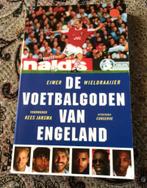3 boeken over voetbal., Boeken, Ophalen of Verzenden, Zo goed als nieuw, Balsport