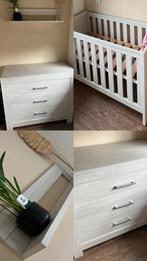 Kinderkamer: ledikant, commode en plank, Ophalen, -, Jongetje of Meisje, -