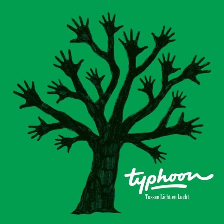CD: Typhoon - Tussen Licht En Lucht (ZGAN) Digipak, Cd's en Dvd's, Cd's | Nederlandstalig, Zo goed als nieuw, Levenslied of Smartlap
