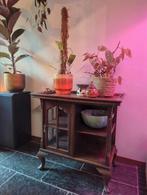 Antiek theekastje met geslepen glas en los blad, Ophalen