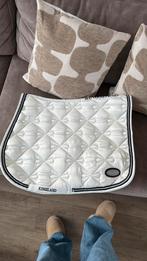 Wit kingsland spring dekje!, Dieren en Toebehoren, Ophalen of Verzenden, Zo goed als nieuw