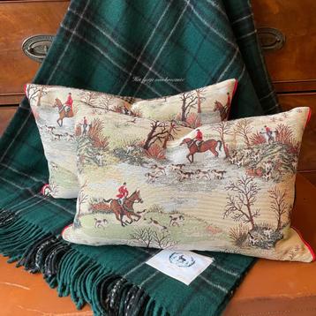 Engelse SET kussens Tally Ho globelin/Tweed ruit beschikbaar voor biedingen