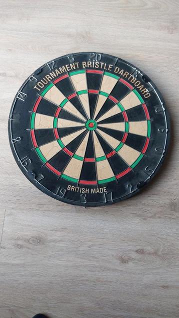Tournament Bristle Dartbord - Klassiek! beschikbaar voor biedingen