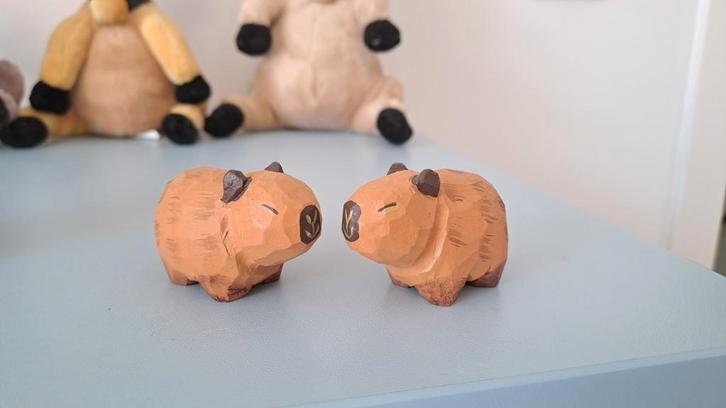 Capibara beeldjes, Verzamelen, Dierenverzamelingen, Zo goed als nieuw, Beeldje of Figuurtje, Paard, Ophalen of Verzenden