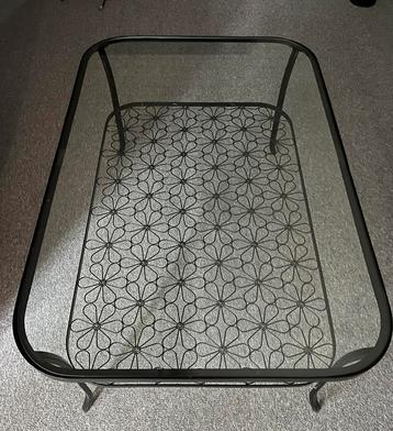 Salontafel beschikbaar voor biedingen
