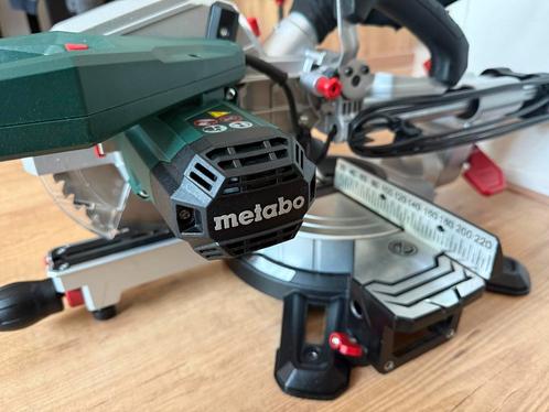 Z.g.a. Nieuw afkort zaag KGS 216M metabo van Gamma, Doe-het-zelf en Verbouw, Gereedschap | Zaagmachines, Zo goed als nieuw, Afkortzaag