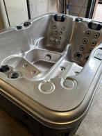Compacte 3 pers Spa Jacuzzi Renew incl. Garantie & Plaatsing, Ophalen, Zo goed als nieuw