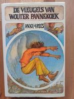 A. de Vries - De vleugels van Wouter Pannekoek, Ophalen of Verzenden, Zo goed als nieuw, A. de Vries, Fictie algemeen