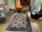 Handgeknoopt Nain tapijt  zijde & wol Vintage 245  x 160 cm