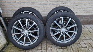 4x Velg + Goodyear 235/50R/18" beschikbaar voor biedingen