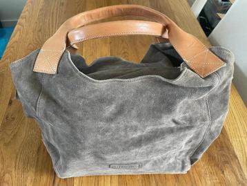 Damestas Shabbies Suede Bag beschikbaar voor biedingen