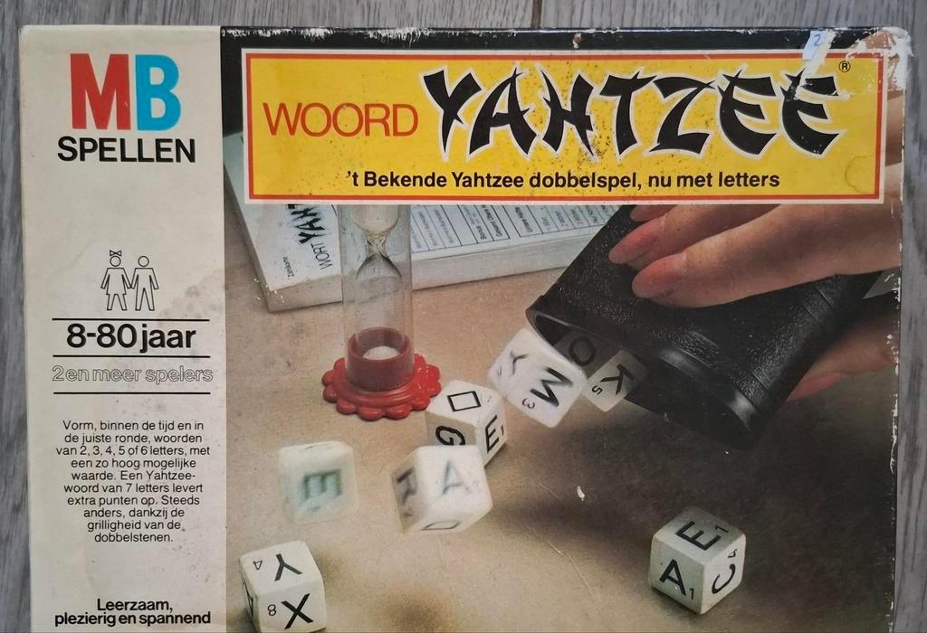 Woord Yahtzee - MB Spellen, Ophalen of Verzenden, Consumercare@hasbro.nl, Vijf spelers of meer, Hasbro