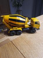 Cementauto. Liebherr. Mercedes, Hobby en Vrije tijd, Modelauto's | 1:50, Ophalen of Verzenden, Bus of Vrachtwagen