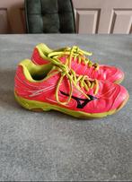 Zaalschoenen / indoor schoenen voor oa hockey, Sport en Fitness, Volleybal, Ophalen of Verzenden, Zo goed als nieuw, Schoenen