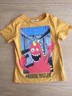 t shirt 98/104 donker geel, Jongen, Ophalen of Verzenden, Zo goed als nieuw, Shirt of Longsleeve