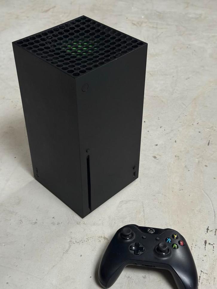 Xbox Series X Met Controller, Spelcomputers en Games, Spelcomputers | Xbox Series X en S, Zo goed als nieuw, Xbox Series X, Ophalen of Verzenden