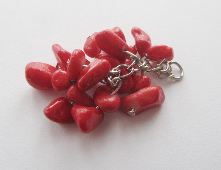 Mooie vintage druiventros ketting hanger rode edelstenen, Sieraden, Tassen en Uiterlijk, Kettinghangers, Zo goed als nieuw, Steen of Mineraal