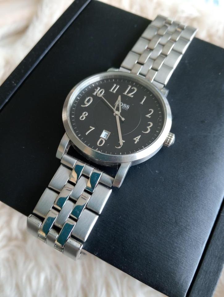 Hugo Boss horloge stainless steel (water resistant ), Sieraden, Tassen en Uiterlijk, Horloges | Heren, Zo goed als nieuw, Polshorloge