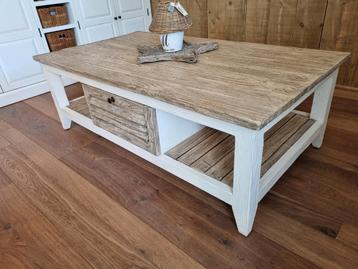 Landelijke Brocante Salontafel € 280.- beschikbaar voor biedingen