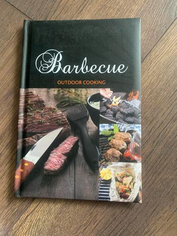 Barbecue Outdoor Cooking - Kookboek beschikbaar voor biedingen