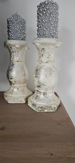 2 zware kandelaren, wit/zilver incl gratis kaarsen, Ophalen of Verzenden, Zo goed als nieuw, Wit