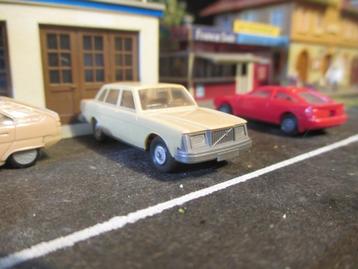 Volvo 264 GL - Wiking hell-elfenbein / ivoor beschikbaar voor biedingen