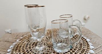 Retro vintage Heineken glazen op voet en bierpul goudenbies beschikbaar voor biedingen