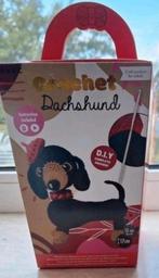 Crochet Haakpakket Teckel Dachshund - AVEC, Hobby en Vrije tijd, Breien en Haken, Ophalen of Verzenden, Nieuw, Haken, Patroon of Boek
