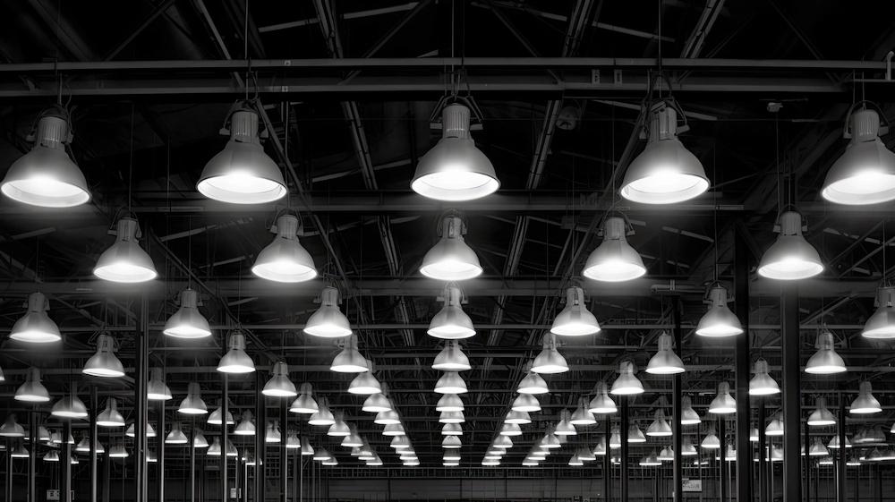Restpartij 28 stuks nieuwe High Bay industriële lampen 50w, Huis en Inrichting, Lampen | Hanglampen, Overige materialen, 50 tot 75 cm
