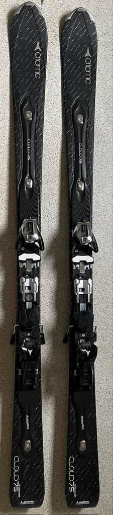 Atomic Cloud 75 dames carve ski’s (157cm) incl bindingen, Sport en Fitness, Skiën en Langlaufen, Zo goed als nieuw, Ski's, Atomic