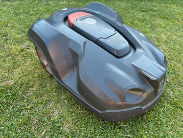Husqvarna Automower 330 , 3300m2 met nieuwe batterije! beschikbaar voor biedingen