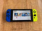 Nintendo switch V1 Modded / unpatched, Met 2 controllers, Ophalen of Verzenden, Zo goed als nieuw, Switch Original