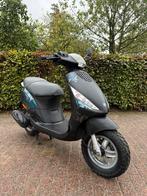 ⭐️Piaggio zip 4t 2v Carburateur 16013 Km Brom⭐️, Fietsen en Brommers, Scooters | Piaggio, Ophalen, Zip, Zo goed als nieuw, Benzine