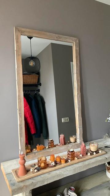 Spiegel steigerhout beschikbaar voor biedingen