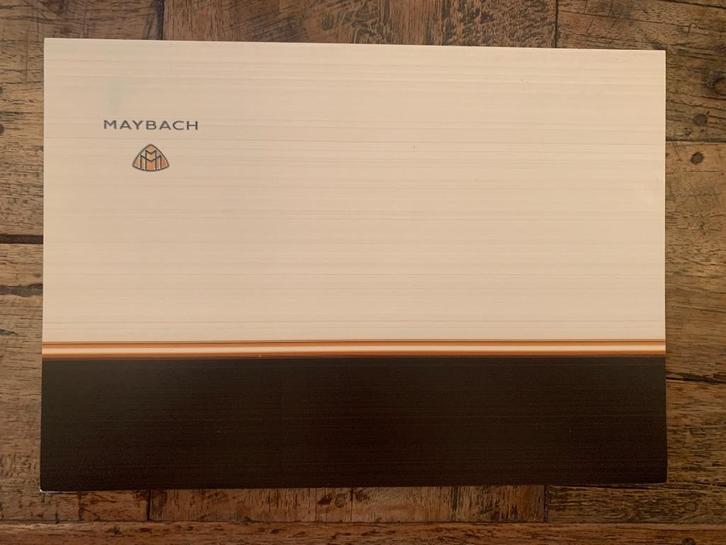 Introductie map brochure folder Mercedes-Benz Maybach 2004, Boeken, Auto's | Folders en Tijdschriften, Nieuw, Mercedes, Ophalen of Verzenden