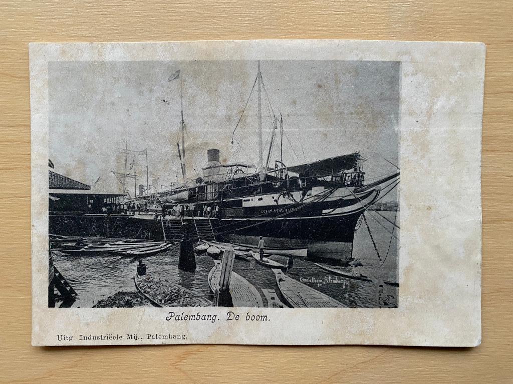 scheepvaart , Nederlands Indië , KPM , Palembang, Verzamelen, Scheepvaart, Ophalen of Verzenden, Gebruikt, Motorboot, Kaart, Foto of Prent